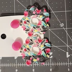 Acrylic Earrings - Flowers - NWT